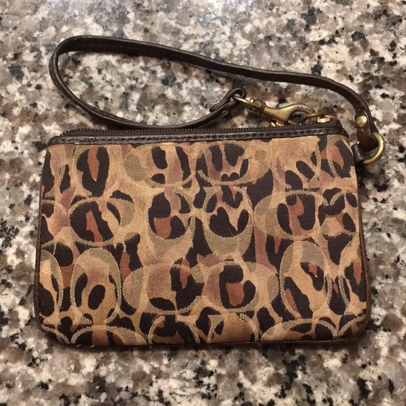 Coach Wristlet - Picture 2 of 6